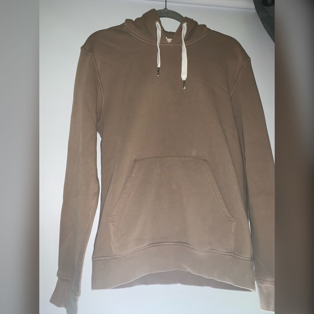 Cozy Tan H&M men’s hoodie